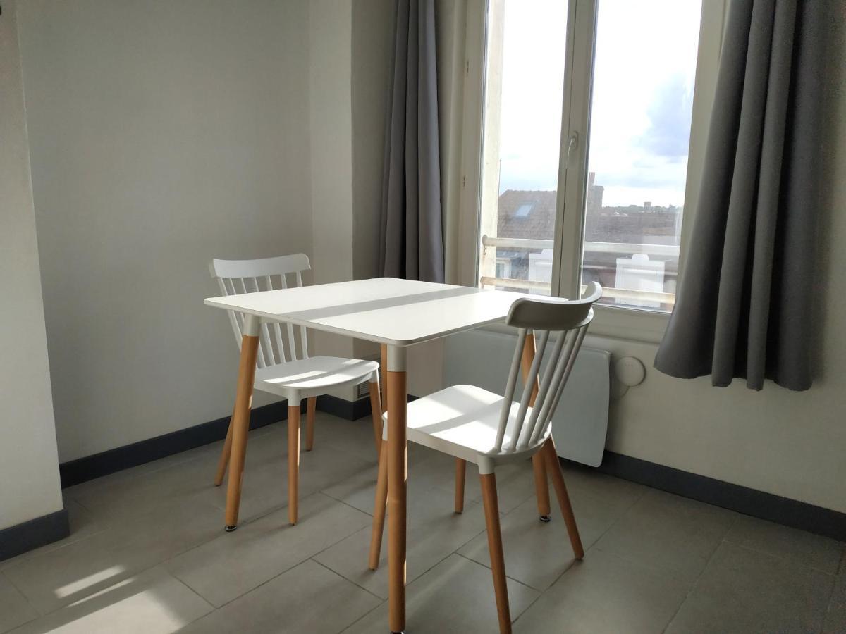 Sea View & Beach Studio Apartment - Blue Horizon Dunkirk Exterior photo